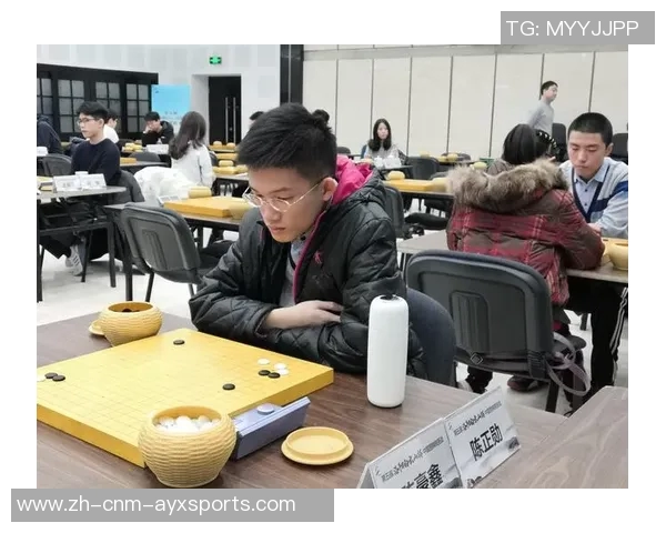 聂卫平与戎毅的围棋对决:智者之间的巅峰较量与心灵碰撞 聂卫平与戎毅的围棋对决:智者之间的巅峰较量与心灵碰撞